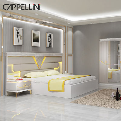PU Kulit MDF Set Kamar Tidur Mebel Kontrol Modern Meja Samping Emas Lampu Malam