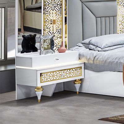 Grosir Perancis Rumah Kayu Frame Master Room Double Bed Room Set Modern Kayu Ukuran Raja Meubel kamar tidur mewah