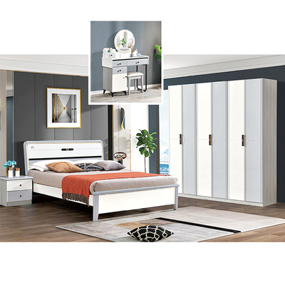 Set Kamar Tidur Minimalis Cabrini